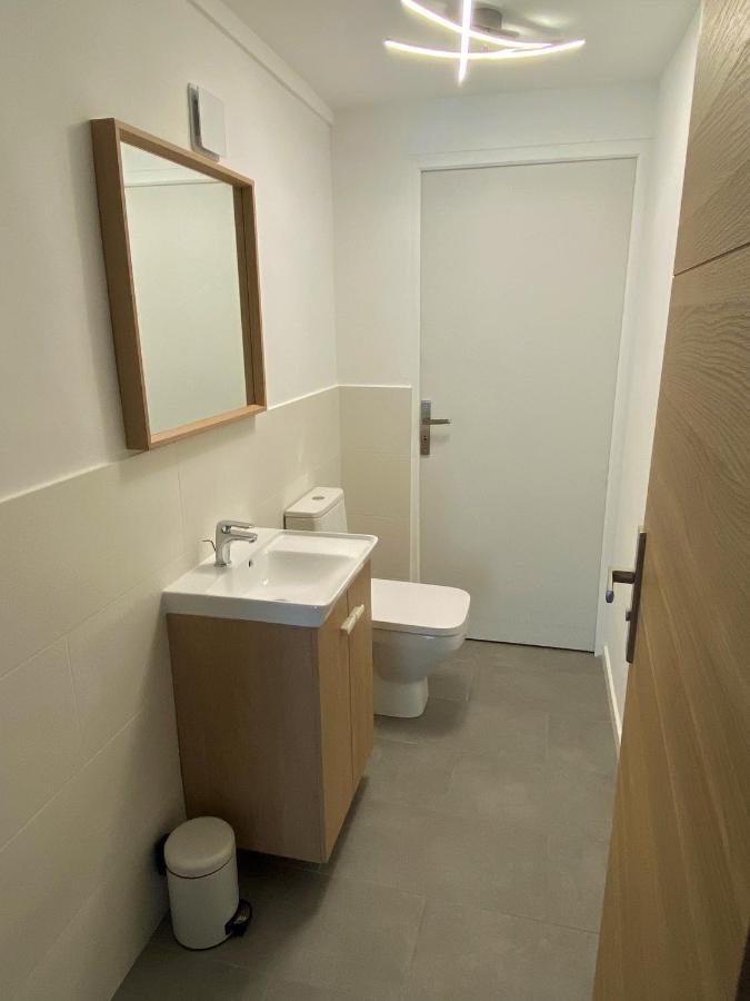 Appartement Rez De Villa Proche Port Et Plages De Sanary Экстерьер фото