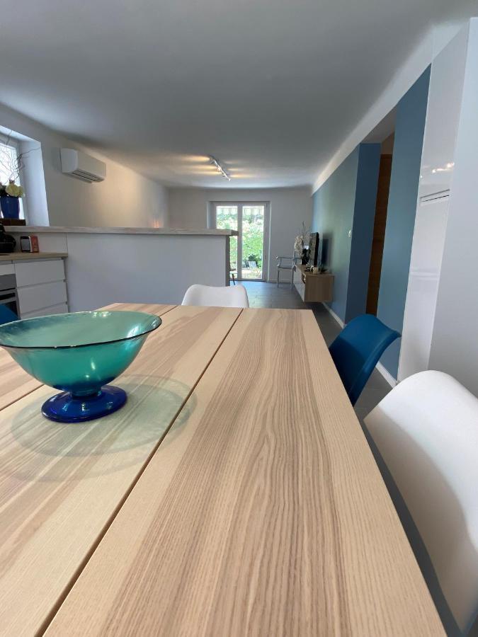 Appartement Rez De Villa Proche Port Et Plages De Sanary Экстерьер фото