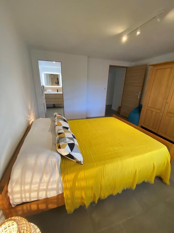 Appartement Rez De Villa Proche Port Et Plages De Sanary Экстерьер фото