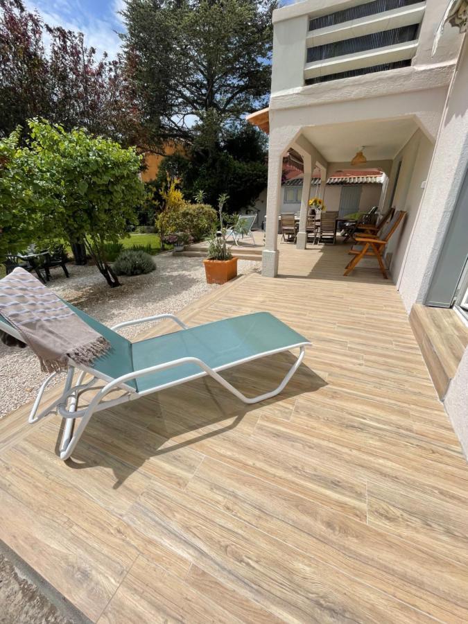 Appartement Rez De Villa Proche Port Et Plages De Sanary Экстерьер фото