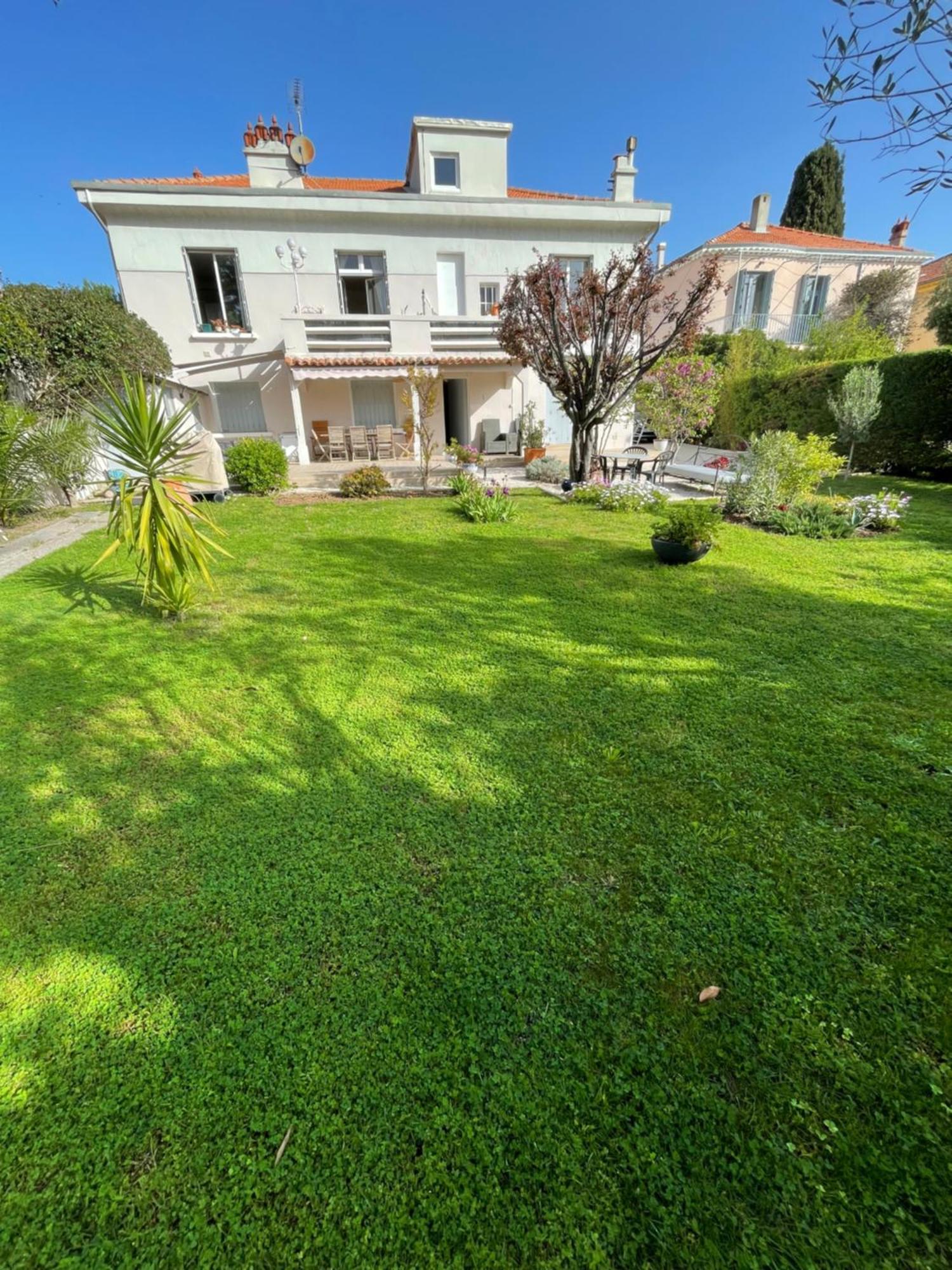 Appartement Rez De Villa Proche Port Et Plages De Sanary Экстерьер фото